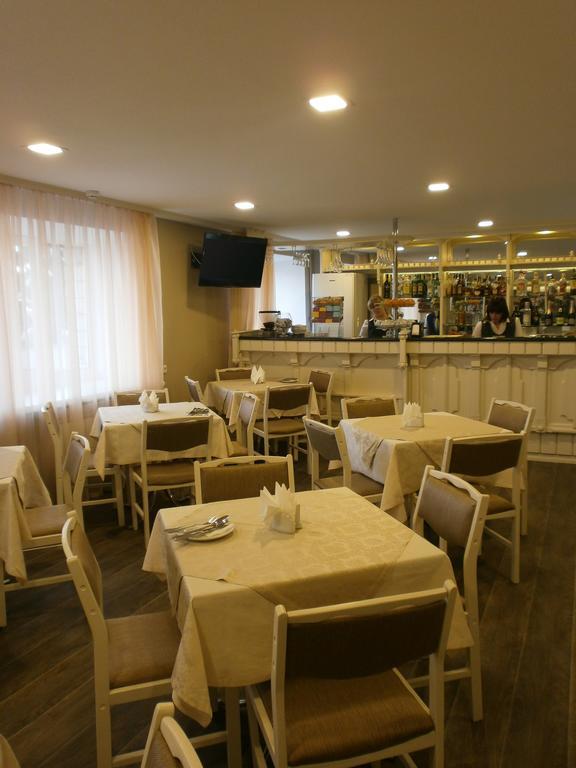Dnepropetrovsk Hotel Exterior foto